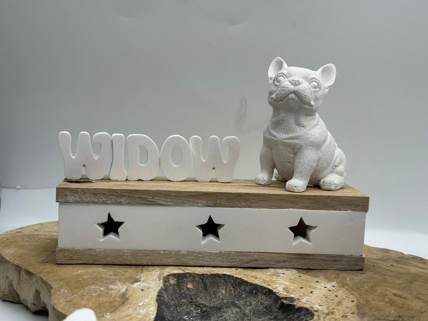 Französische Bulldogge Figur auf Podest Holz #2