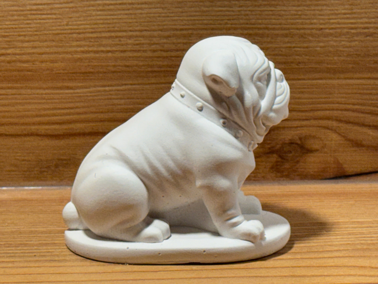Englische Bulldogge Figur #13