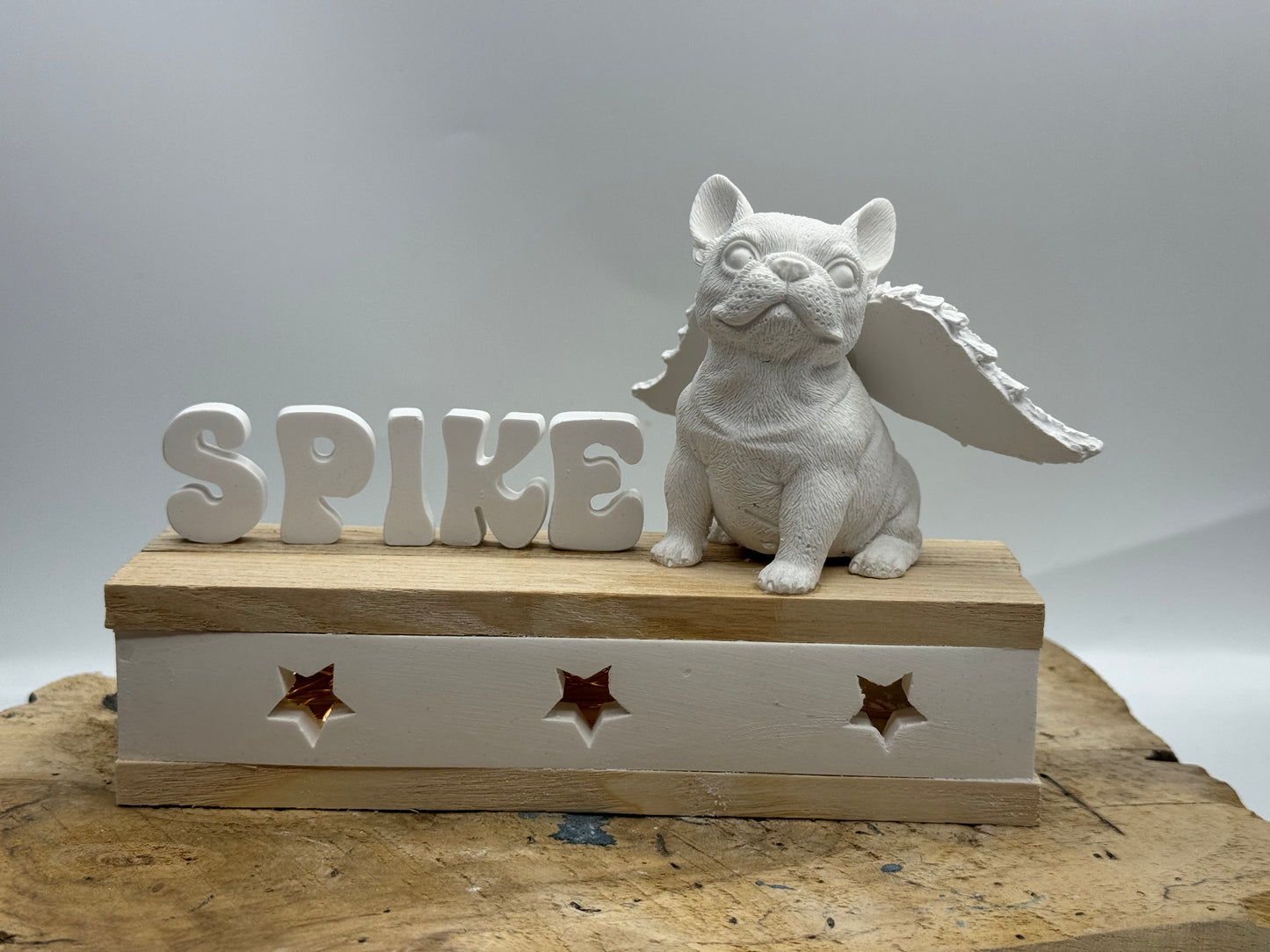Französische Bulldogge Figur auf Podest Holz #2