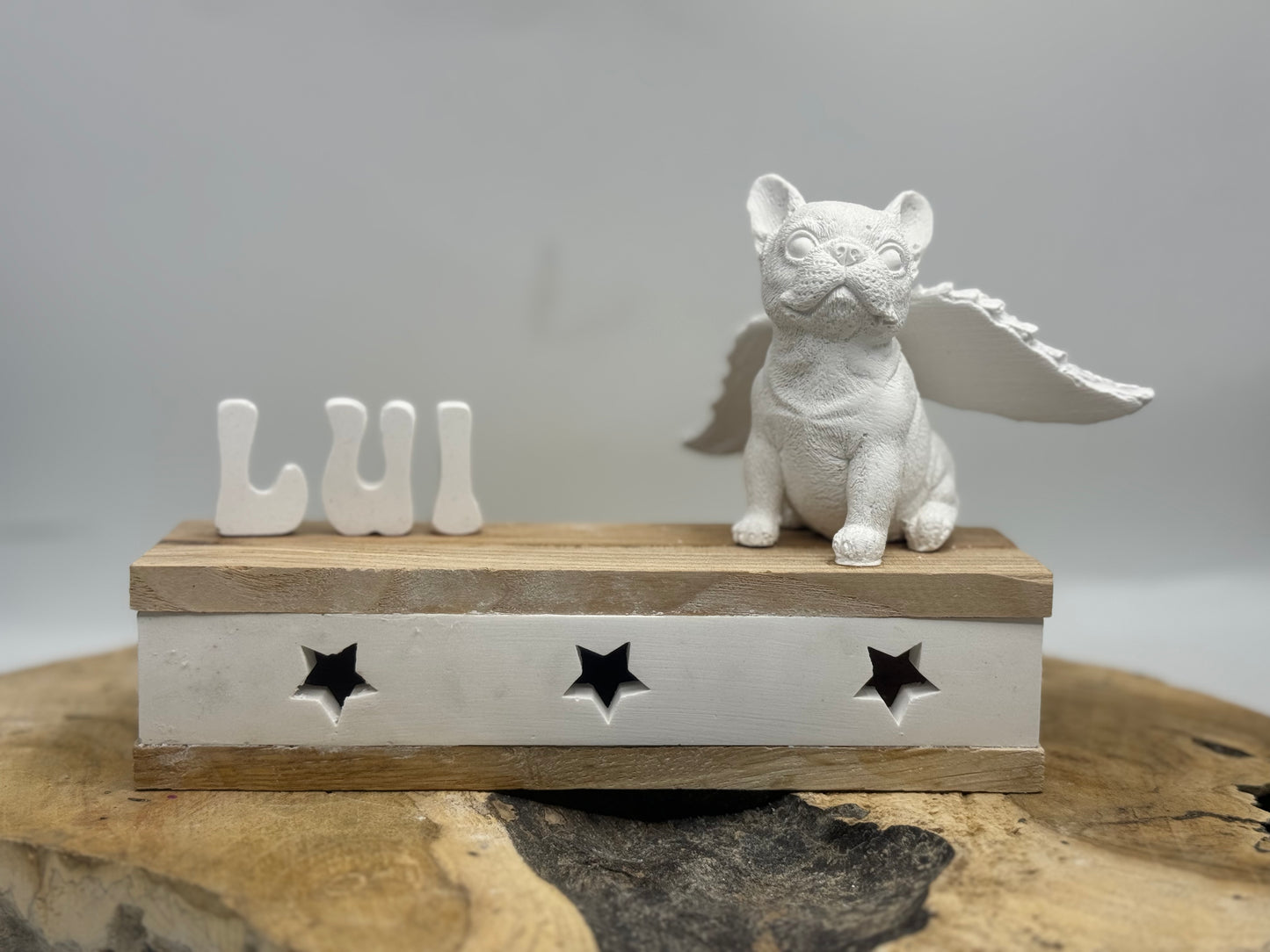 Französische Bulldogge Figur auf Podest Holz #2