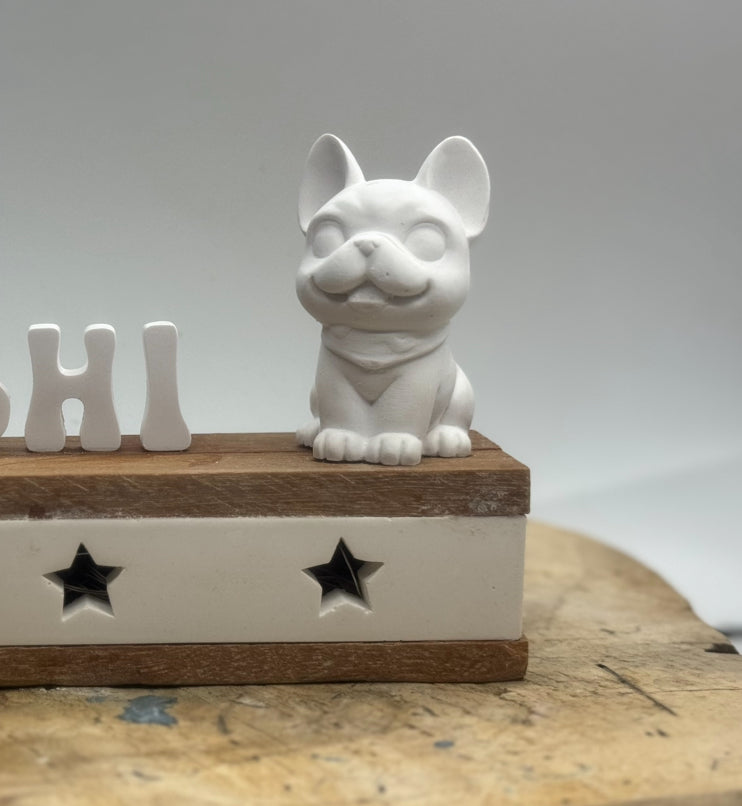 Französische Bulldogge Figur auf Podest Holz #2