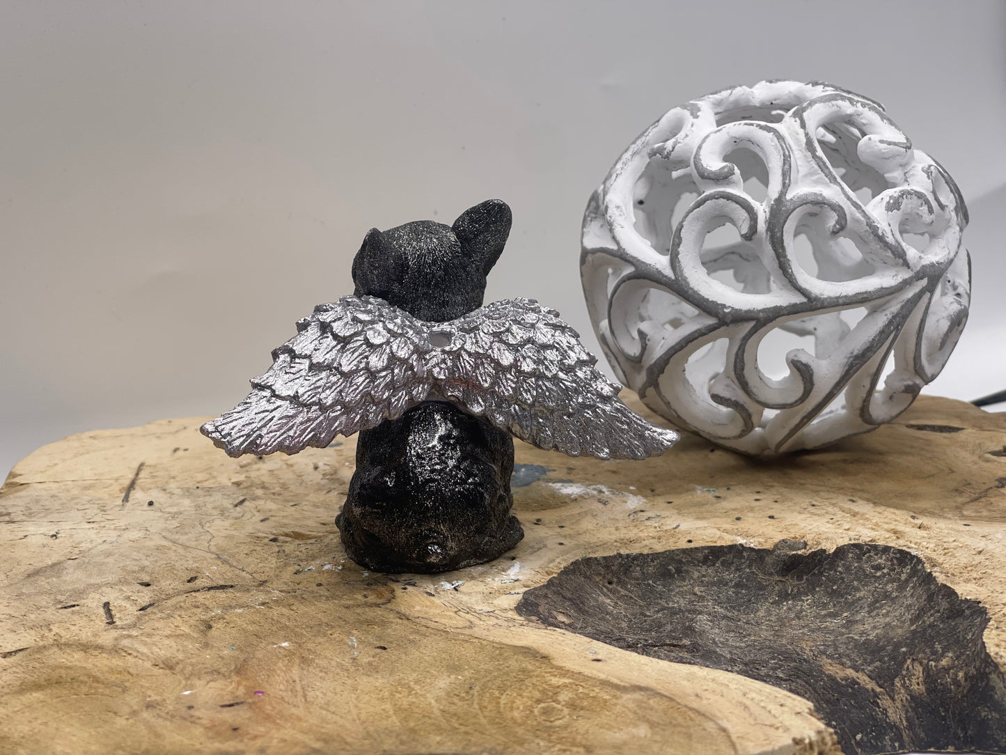 Französische Bulldogge Figur mit Flügeln zweifarbig #38