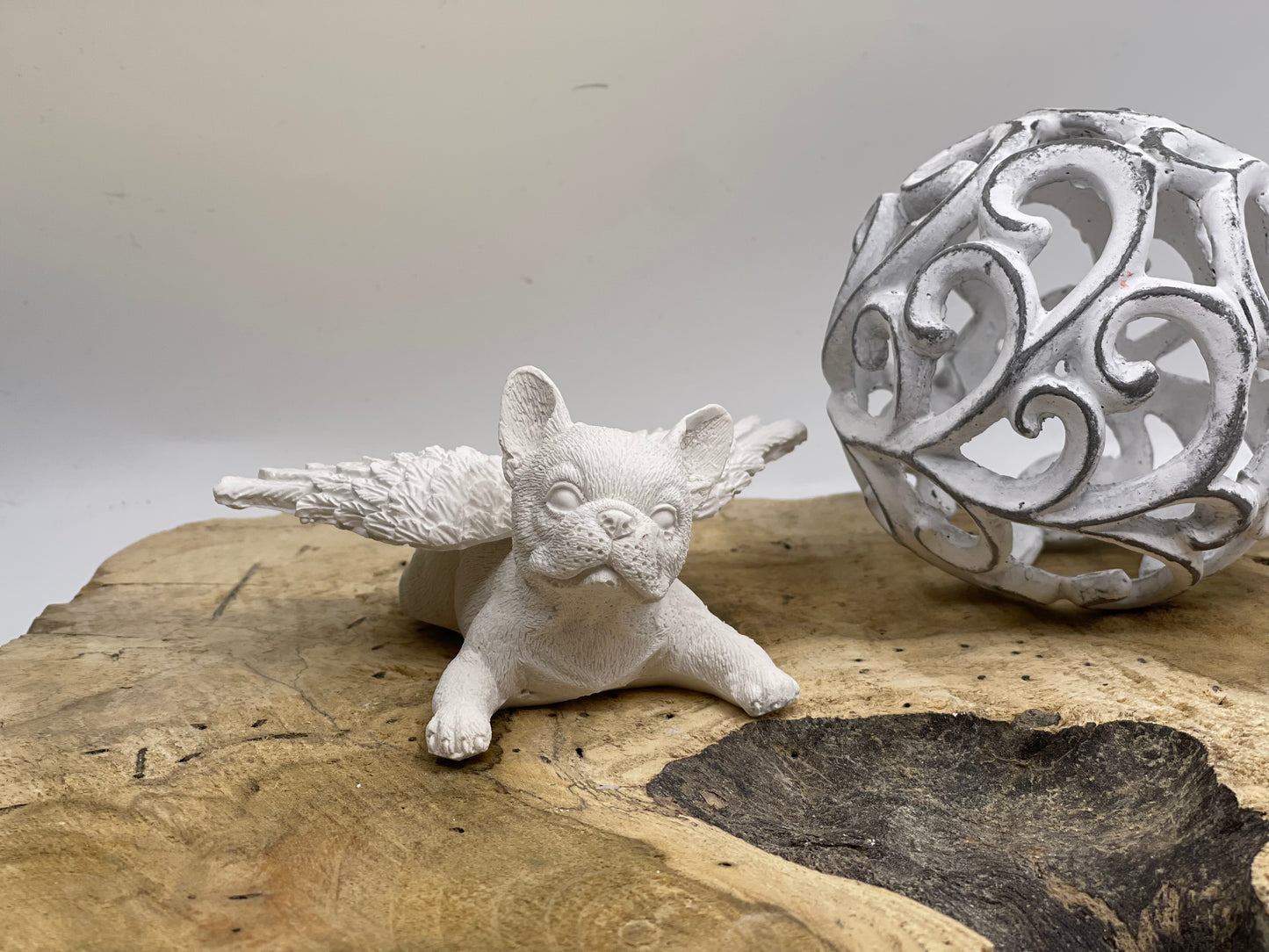 Französische Bulldogge Figur mit Flügeln #37