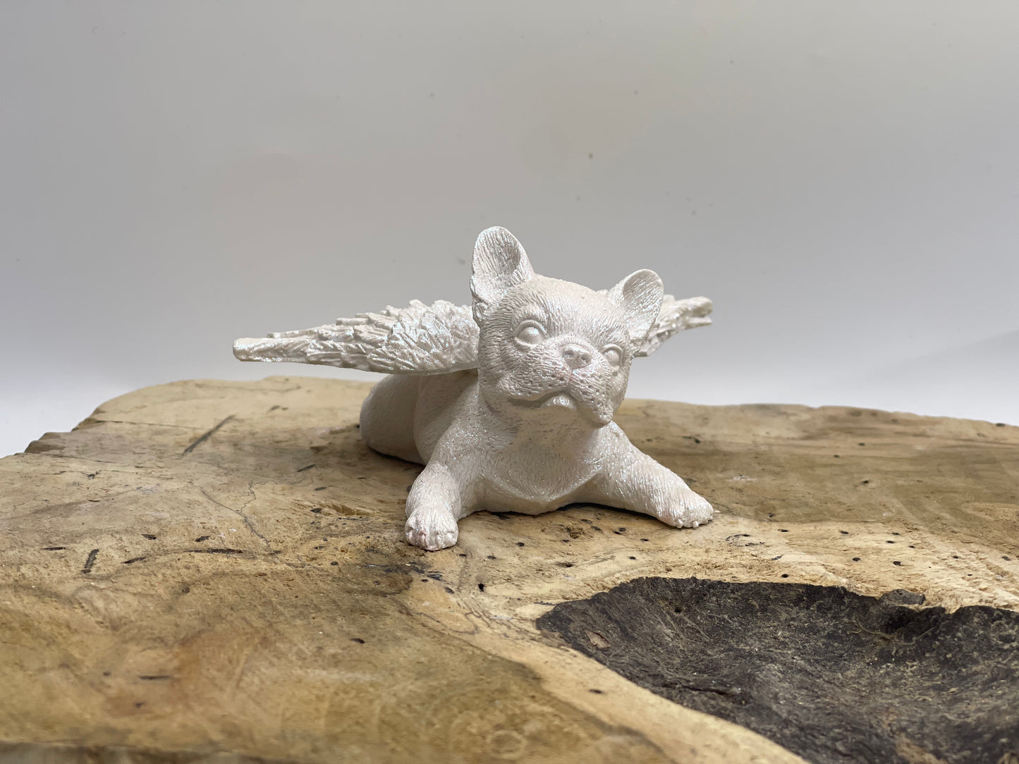 Französische Bulldogge Figur mit Flügeln #37