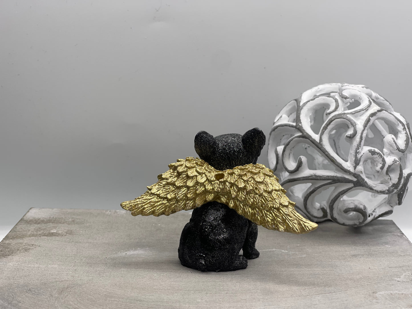 Französische Bulldogge Figur mit Flügeln zweifarbig #38